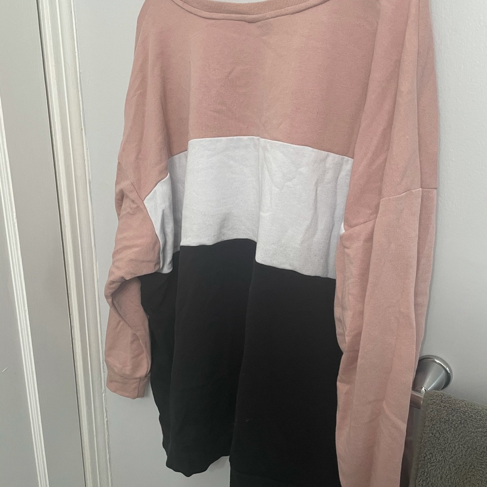 Color Block Sweater Torrid Size 4 - image 3